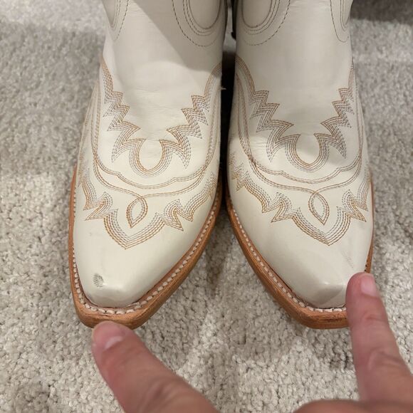 New ARIAT WOMEN'S 9 B WHITE LEATHER CASANOVA WESTERN BOOTS SNIP TOE Cowboy Rodeo - Picture 4 of 11